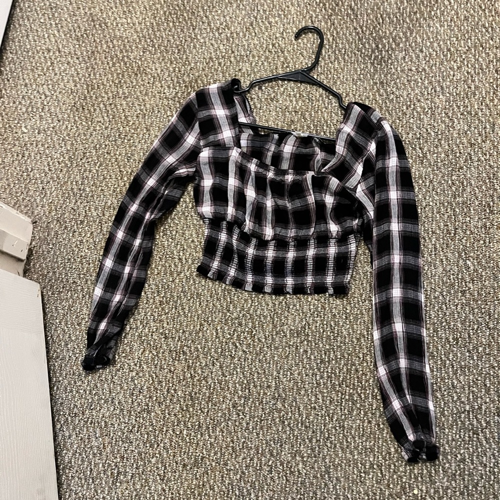 Womens crop long sleeve